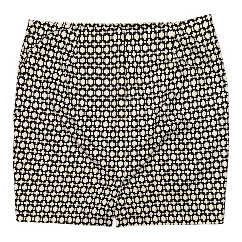 Kenar Black and White Mini Pencil Skirt - Picture 2 of 4